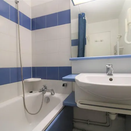 Gasrian - Meuble De Tourisme Classe 3 Etoiles, Avec Acces Et Piscine Apartment